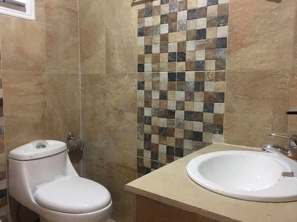 Embassy Villa Suites Karimabad  Экстерьер фото